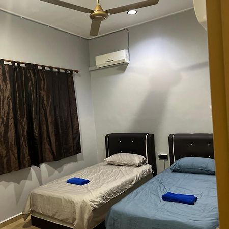 Momo Guest House 瓜拉丁加奴 外观 照片